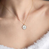 14 Ayar Altın Çerçeveli Yıldız Kolye