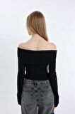 DeFacto Coool Slim Fit Dar Kesim Açık Omuz Basic Düz Triko Kazak B6537AX24WNBK56