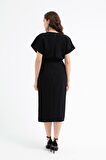 Kadın Siyah V Yaka Yırtmaçlı Midi Elbise