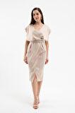 Kadın Bej Kruvaze Yaka Kemerli Midi Elbise