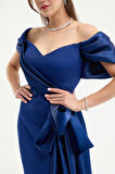 Kadın Lacivert Kayık Yaka Kuyruklu Uzun Abiye Elbise