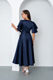 Kadın Lacivert Kısa Kol Fiyonklu Midi Saten Elbise