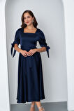 Kadın Lacivert Fiyonk Detay Midi Elbise
