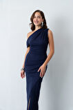 Kadın Lacivert Omuz Dekolteli Midi Davet Elbisesi