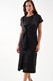 Kadın Siyah Yırtmaçlı Midi Saten Elbise