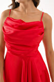 Kadın Kırmızı Volanlı Yırtmaçlı Kısa Saten Abiye & Mezuniyet Elbisesi