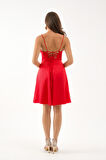 Kadın Kırmızı Volanlı Yırtmaçlı Kısa Saten Abiye & Mezuniyet Elbisesi