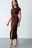 Kadın Kahverengi Toka Detay Midi Davet Elbisesi