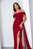 Kadın Bordo Kayık Yaka Drapeli Yırtmaçlı Uzun Simli Abiye Elbise