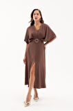 Kadın Kahverengi V Yaka Kemerli Midi Davet Elbisesi