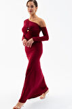 Kadın Bordo Tek Omuz Taş Aksesuarlı Maxi Elbise