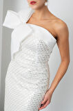 Kadın Beyaz Tek Omuz Boncuklu Midi Gece Elbisesi