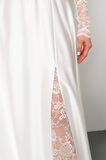 Kadın Beyaz Dantel Detaylı Uzun Saten Abiye Elbise