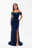 Kadın Lacivert Omuz Dekolteli Boncuklu Uzun Abiye Elbise