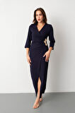 Kadın Lacivert Kruvaze Yaka Aksesuar Detay Midi Elbise
