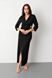Kadın Siyah Kruvaze Yaka Aksesuar Detay Midi Elbise