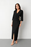 Kadın Siyah Kruvaze Yaka Aksesuar Detay Midi Elbise