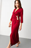Kadın Bordo Kruvaze Yaka Aksesuar Detay Midi Elbise
