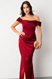 Kadın Bordo Kayık Yaka Yırtmaçlı Uzun Abiye Elbise