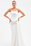 Kadın Beyaz Straplez Yaka Dantel Detay Uzun Abiye Elbise