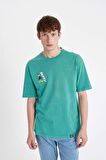 DeFacto Looney Tunes Oversize Fit Bisiklet Yaka Kısa Kollu Tişört B5505AX24SPGN1046