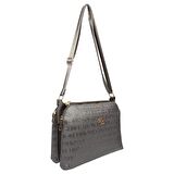 SİA ÇANTA Kabartma Yazı Detaylı Çapraz Askılı  Üç Fermuarlı Gözlü Kullanışlı Şık Çanta