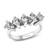 D Renk 0.75  Karat Pırlanta Beştaş Yüzük