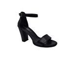 Zerhan 6200 Kadın Siyah Tek Bant Platform Topuklu Ayakkabı
