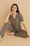 Dreamy Bambu Kumaş Leopar Desenli Kısa Kollu Gömlek Pijama Takımı