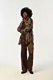 KADIN KAHVERENGİ DESENLİ OVERSİZE KESİM GÖMLEK