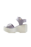 VENÜS KADIN HAKİKİ DERİ  DOLGU TOPUKLU COMFORT GÜNLÜK SANDALET (36-40)  24Y 2313101Y Z