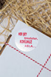 Herşey Unutulur Kokunuz Asla Beyaz 50 mm Yuvarlak Yapışkanlı Sticker Etiket 100 Adet