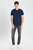 Erkek Lacivert Slim Fit Dar Kesim %100 Pamuk V Yaka Kısa Kollu Tişört