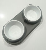 Süslüpati Yükseltilmiş Eğimli 2li Kedi Köpek Mama ve Su Kabı - Çiftli Mama Kabı Kahverengi