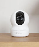EZVIZ Uygulamalı İç Mekan Wifi Kamera, 512 GB Üyeliksiz Depolama, Tek Dokunuşla Arama, Akıllı Renkli Gece Görüşü, Ses Algılama, İnsan Algılama, Google Alexa Kontrolü, 360° Otomatik Takip, CP1 Pro 2mp