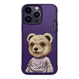 iPhone 14 Pro Max Uyumlu 3D Kıyafet Mor Ayıcık Detaylı Nakış İşlemeli Kabartmalı Fashion Pet Kılıf