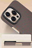 iPhone 15 Pro Max Uyumlu Lens Standlı Manyetik Şarj Özellikli Fuchsia Kevlar Telefon Kılıfı