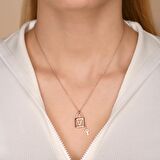 Zirkon Taşlı Pırlanta Montür Rose Altın Kaplama Anahtarlı Kilit V Harfi Gümüş Kolye