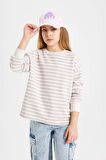 DeFacto Kız Çocuk Relax Fit Bisiklet Yaka Çizgili Sweatshirt B7378A824SPPN426