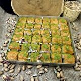 Fıstıklı Baklava 1320 Gr. Tepsili