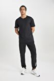 DeFactoFit Standart Fit Bisiklet Yaka Sporcu Basic Düz Kısa Kollu Siyah Tişört B4593AX24SPBK81