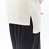 defy's KADIN YIRTMAÇ VE BASKI DETAYLI KISA KOLLU TİŞÖRT