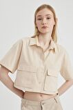 DeFacto Coool Oversize Geniş Kalıp Poplin Kısa Kollu Crop Gömlek C0739AX24SPBG360