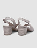 %100 Hakiki Deri Gri Toka Detaylı Kadın Topuklu Sandalet