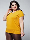 Kadın Büyük Beden V Yaka Basic Kısa Kollu Hardal T-Shirt