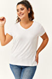 Kadın Büyük Beden V Yaka Basic Kısa Kollu Beyaz T-Shirt
