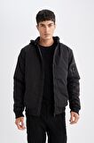 DeFacto Slim Fit Dar Kesim Çıkarılabilir Kapüşonlu Fermuarlı Çift Cepli Mevsimlik Hafif Bomber Mont Ceket C5908AX24WNBK27