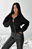 Kadın Siyah Fermuarlı Hoodie – Minimal Sokak Ruhuyla