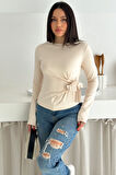 Kadın Belden Bağlamalı Uzun Kollu Bluz – Minimal & Şehirli Stil