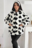 Kadın Oversize Kalp Desenli Polar Mont – Sıcak & İddialı Stil